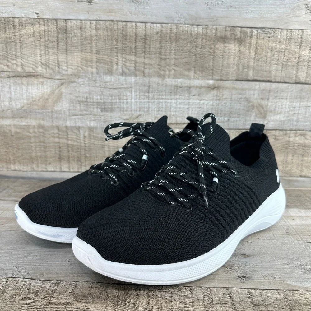 Tommy Bahama NWT Golf Women Black Knit Slip On Sneakers‎ with Flower Logo Size 9